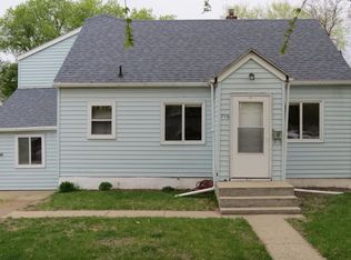 716 2nd Ave SW, Jamestown, ND 58401