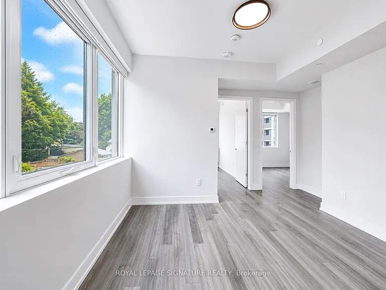 664 Spadina Ave #204 — Photo 14