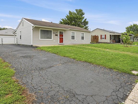 3rd image of 2806 Claude Dr