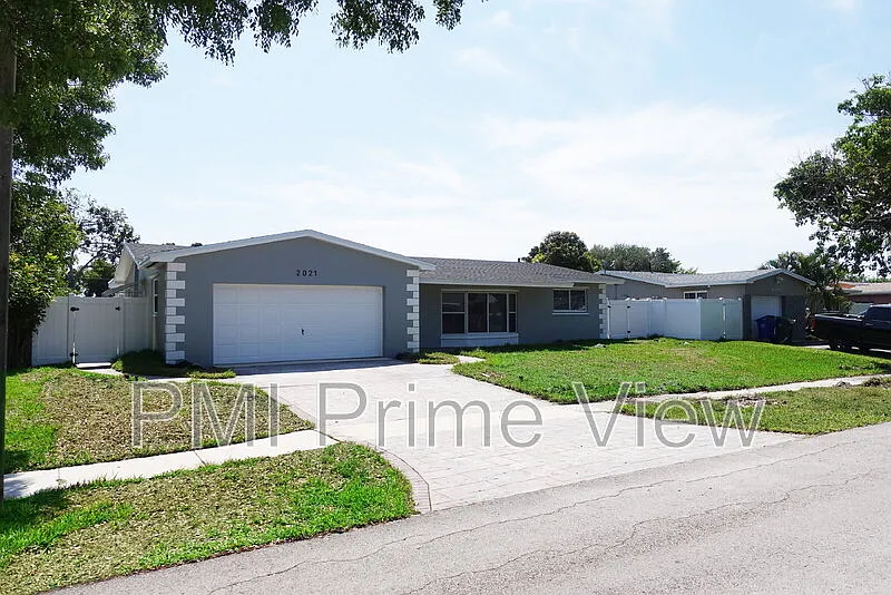Building Photo - 2021 NW 86th Ave