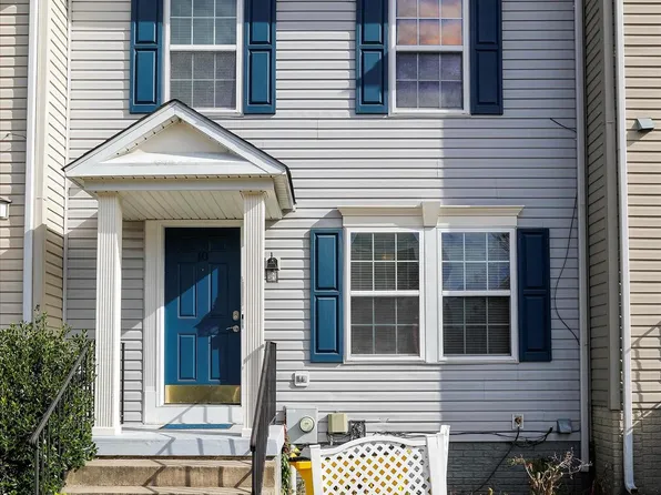 10 Litchfield Ln W, Martinsburg, WV 25405