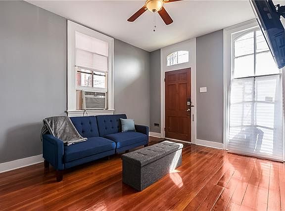 3rd image of 625 Atlantic Ave
