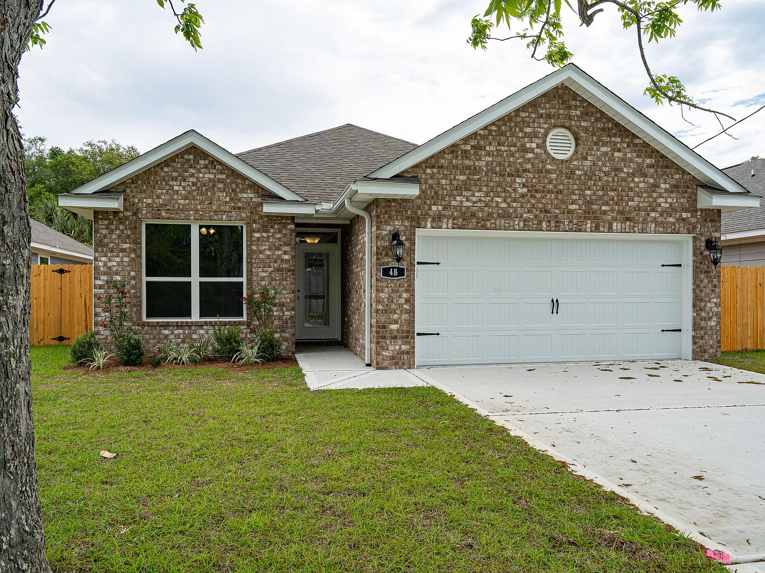 4B 8th St, Shalimar, FL 32579 Zillow