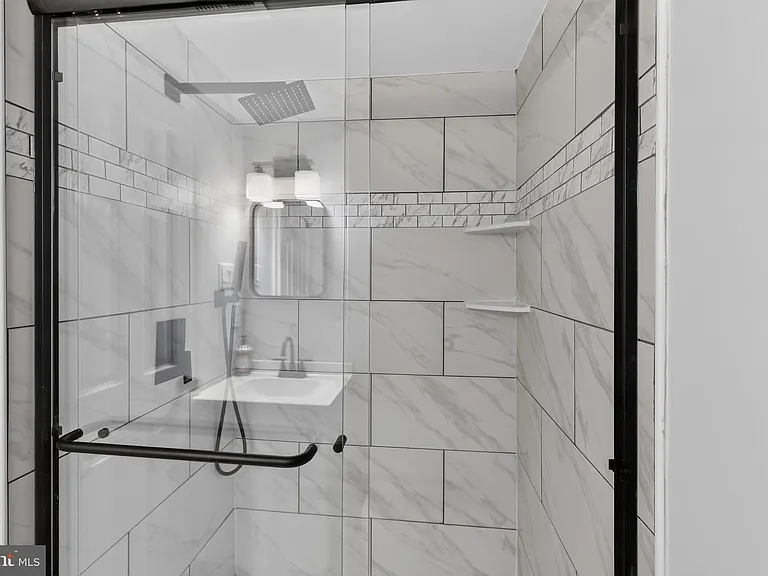 4752 Carterwood Dr — Photo 35