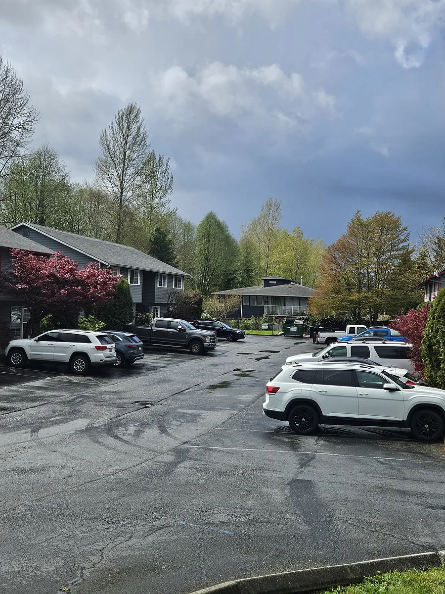 Building Photo - 626 S Stillaguamish Ave #3