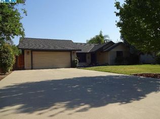 4120 W Grove Ct, Visalia, CA 93291