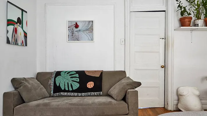 Rented by Nooklyn NYC LLC | media 3