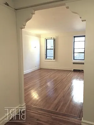 Rented by Brooklyn Heights Real Estate Inc | media 21