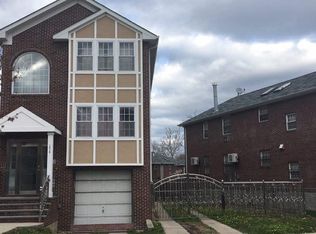 1518 Waterstone Dr #2, Bronx, NY 10461