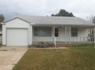 1462 N Pinecrest Ave, Wichita, KS 67208