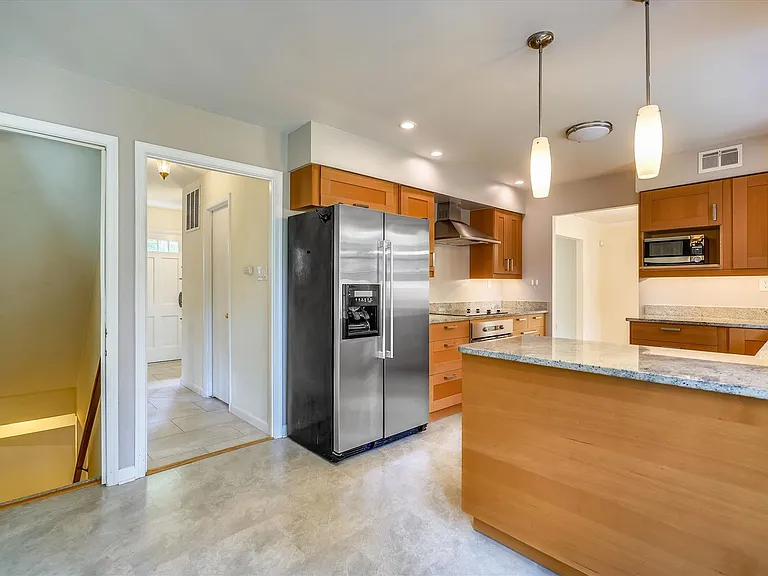 11200 Powder Horn Dr — Photo 8