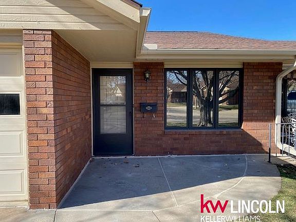 2nd image of 1116 Silver Ridge Rd #17