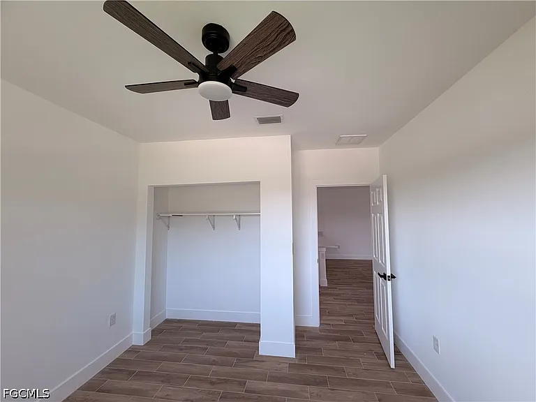 2212 Armour Rd — Photo 13