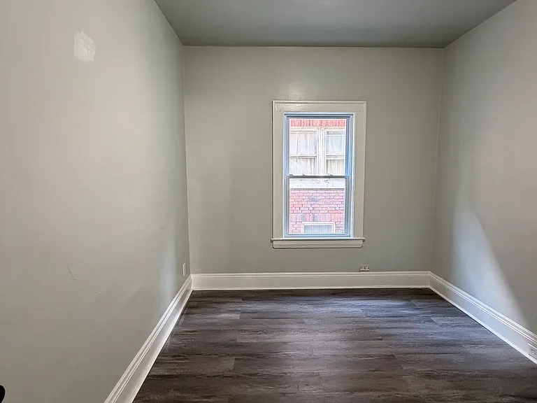 929 Thornhill Dr #1 — Photo 13