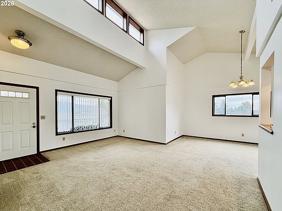 4th image of 825 Brookhaven Dr APT B