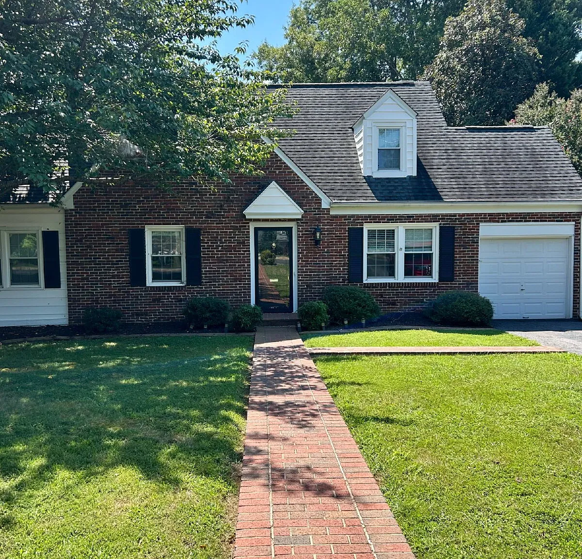 2 bed, 2.0 bath, 1703 sqft, $2,000 — Photo 1