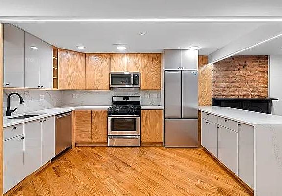 4th image of 258 Clifton Pl #1