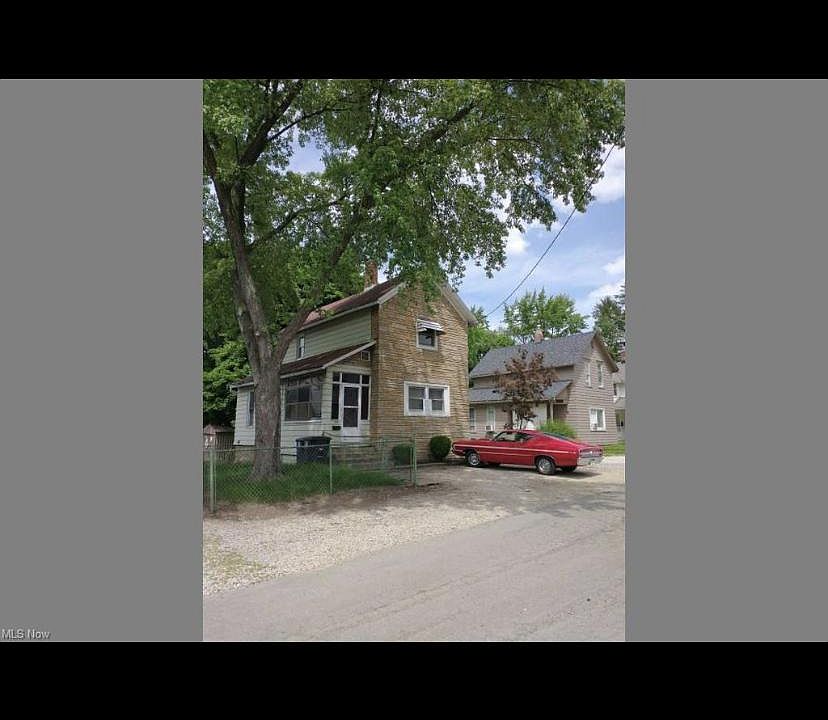 1st image of 311 Sterling Ct
