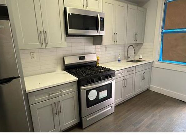 2288 Beaumont Ave #1