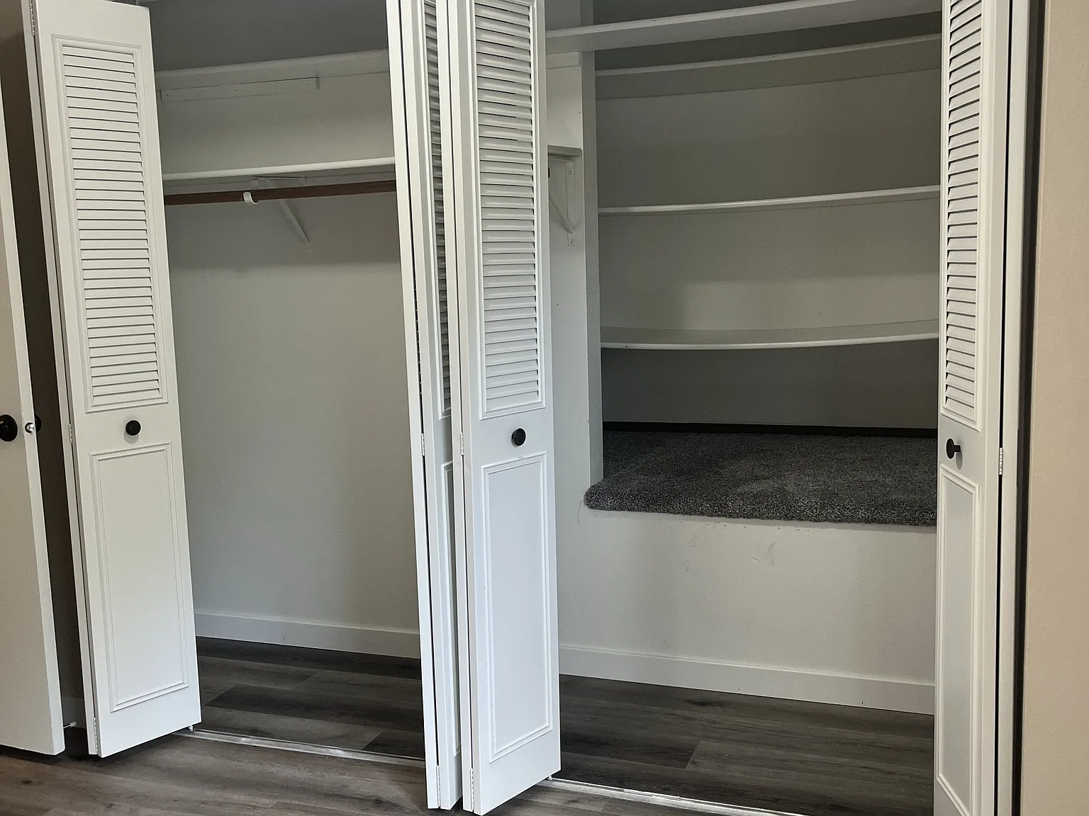 Taylor Triplex - 2 — Photo 2
