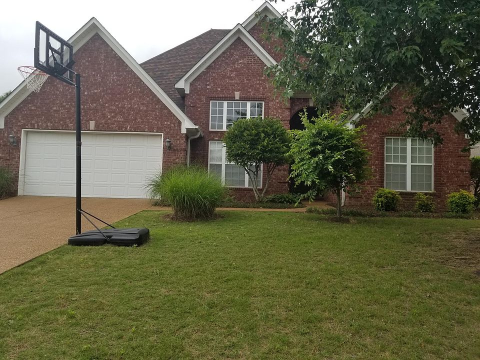 1st image of 30 Isaac St