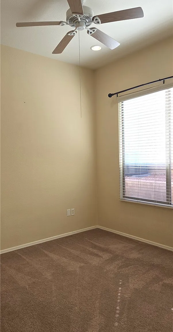 3 bed, 3.0 bath, 2165 sqft, $2,475 — Photo 3