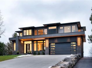 2284 Side Road 1, Burlington, ON L7P0S7