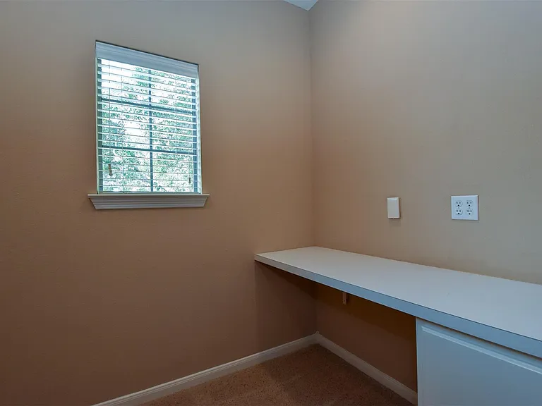 21223 Pennshore Ln — Photo 28