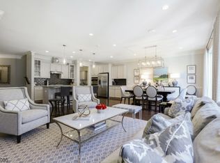 11 Gates Rd #48, Morristown, NJ 07960