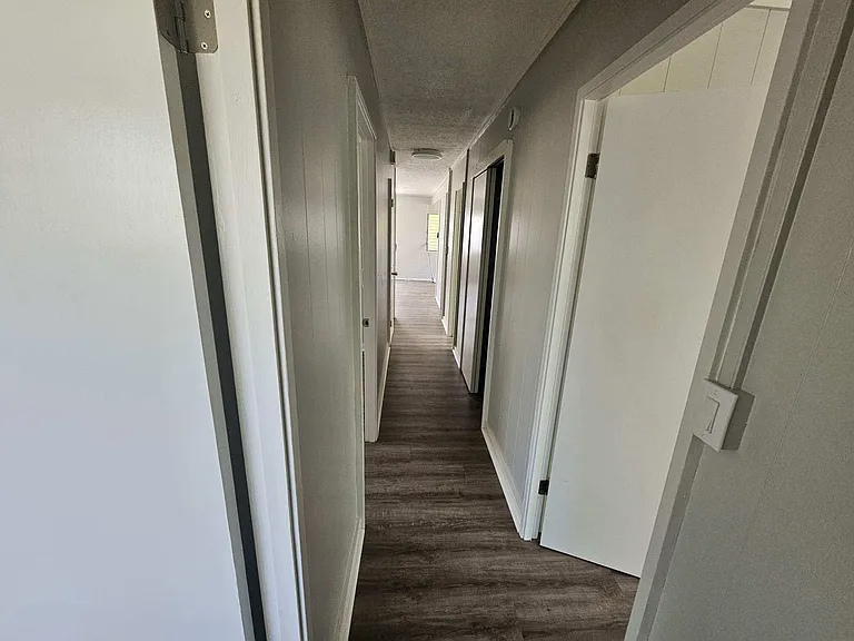 635A Analu St #1 — Photo 4