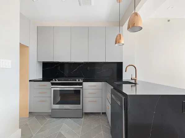 371 Lincoln Road image 5 of 18