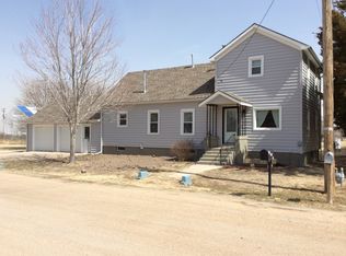 354 4th St, Agra, KS 67621