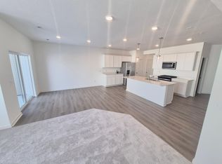 1569 Aclare Rdg, Rosemount, MN 55068