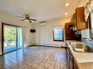 409 Carrington Ave #2R, Woonsocket, RI 02895