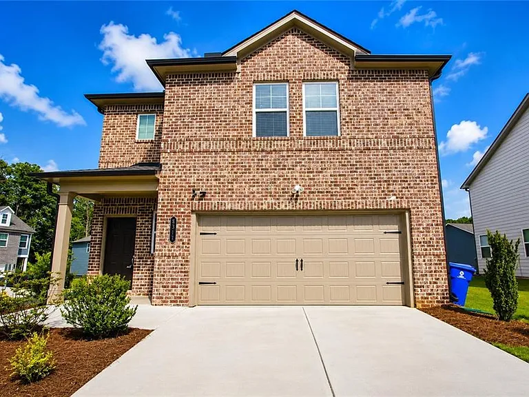 8317 Hunters Grove Rd — Photo 1