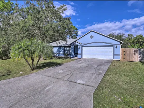 127 Memory Ln NE, Palm Bay, FL 32907