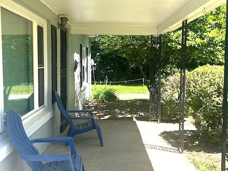 6401 Old Richmond Rd — Photo 5