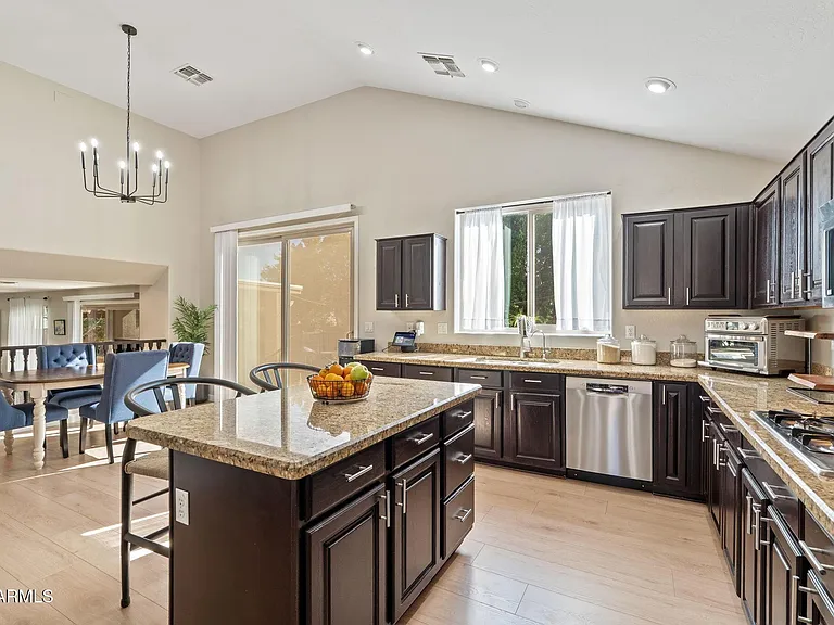 6943 W Tether Trl — Photo 14