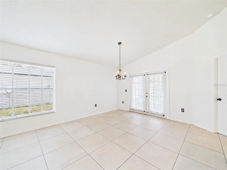 128 Eagle Point Blvd — Photo 11