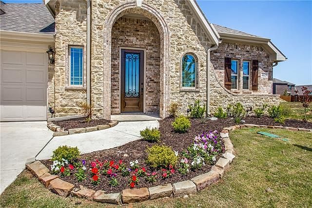 1st image of 405 Panchasarp Dr