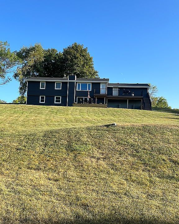 2nd image of 14127 Summit Ln