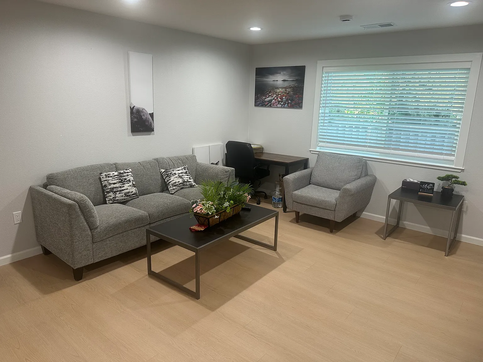 1 bed, 1850 sqft, $1,700 — Photo 3