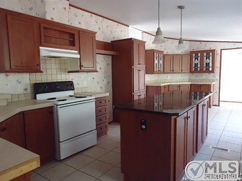 2nd image of 5572 Fm 2579