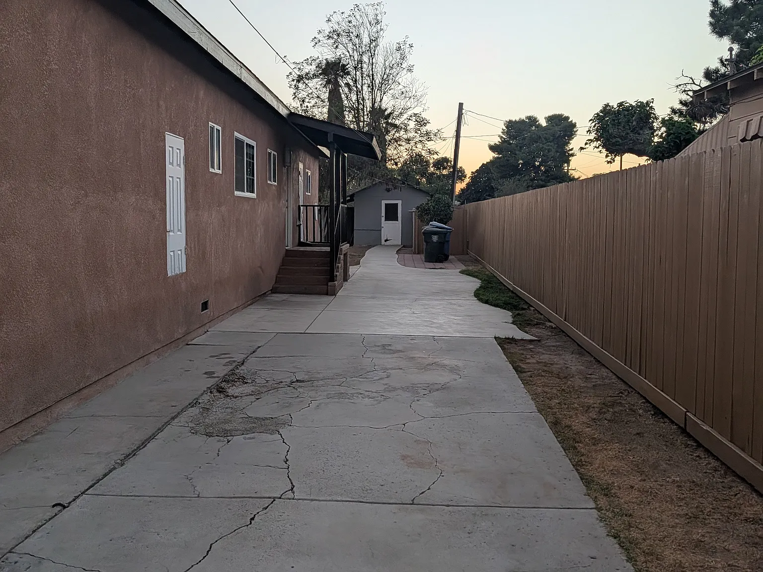 3 bed, 1440 sqft, $2,200 — Photo 4