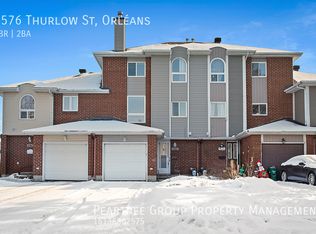 1576 Thurlow St, Ottawa, ON K4A2K4