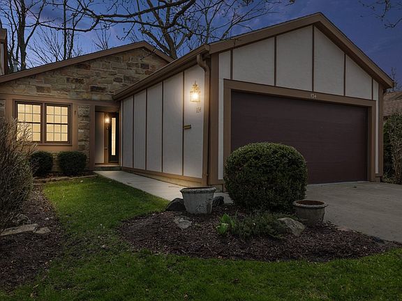 2nd image of 1134 Oakview Dr