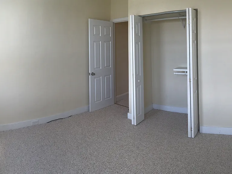 725 Grundy St — Photo 12