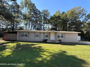 1813 Old Columbus Rd, Opelika, AL 36804