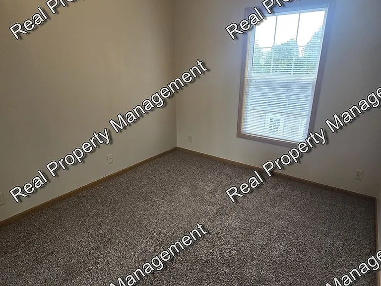 1710 Firestone Ln #F — Photo 5