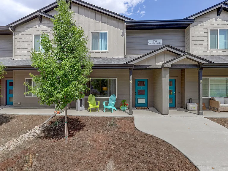 Front of Townhome